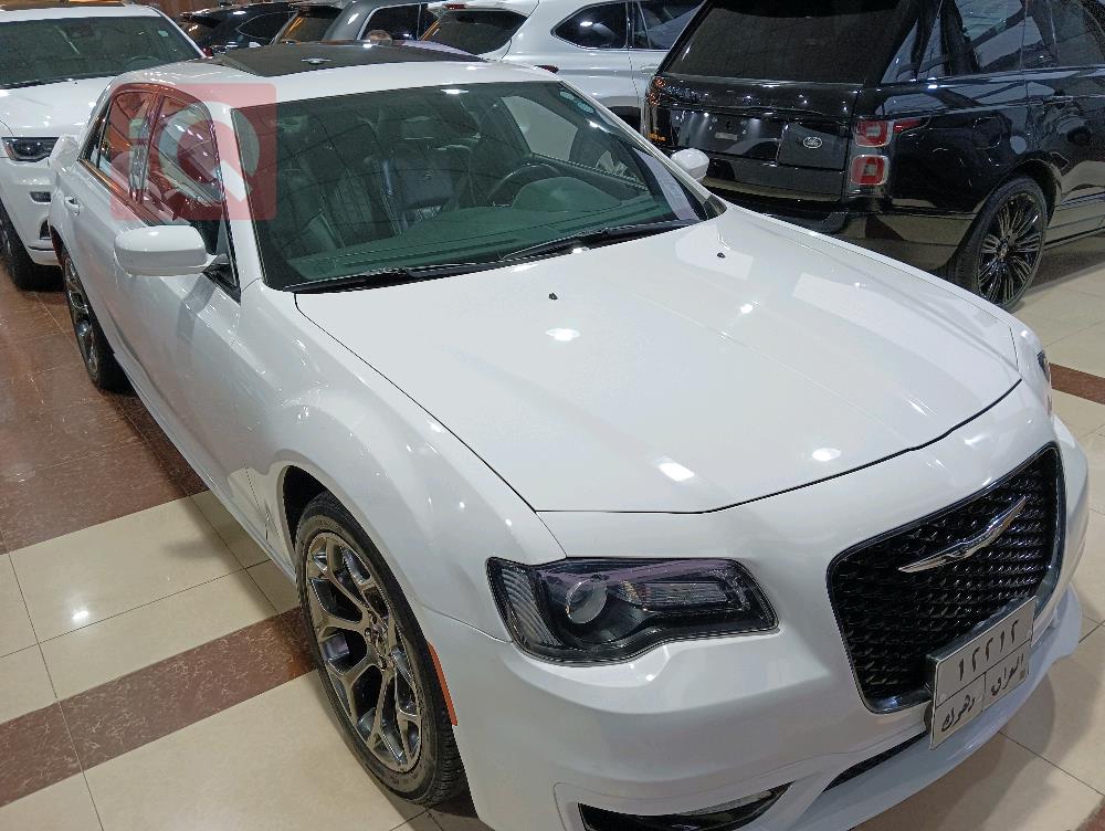 كرايسلر 300